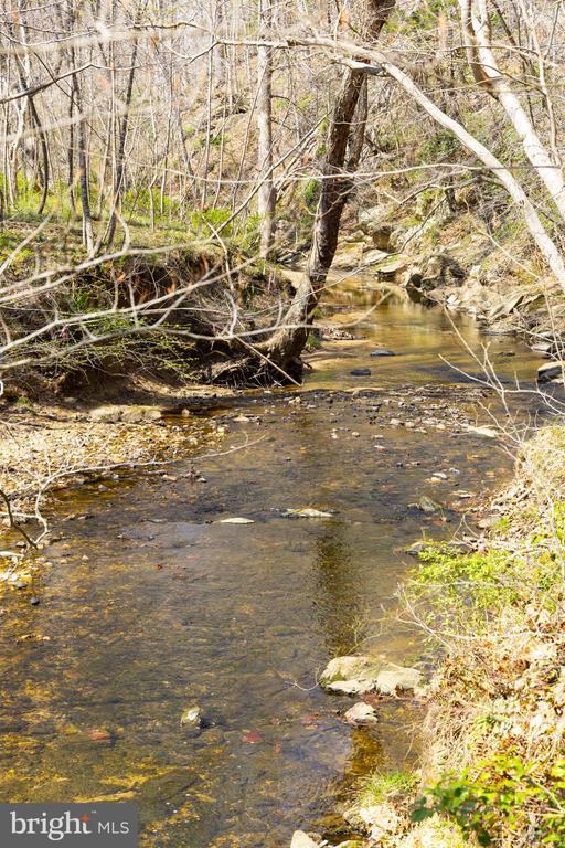 8701 Sinclair Mill Road, Manassas, VA 20112