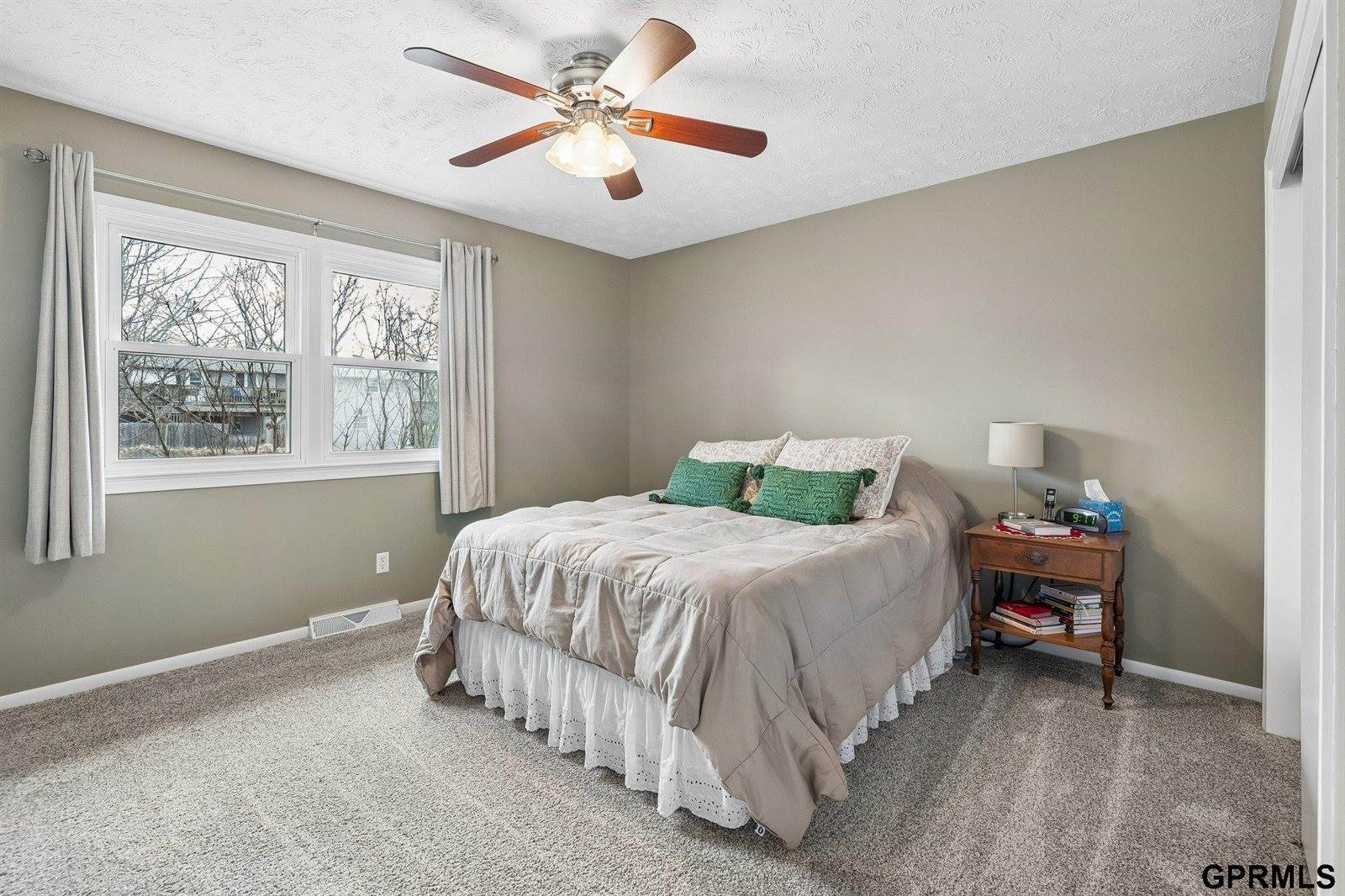 1811 South 139Th Street, Omaha, NE 68144
