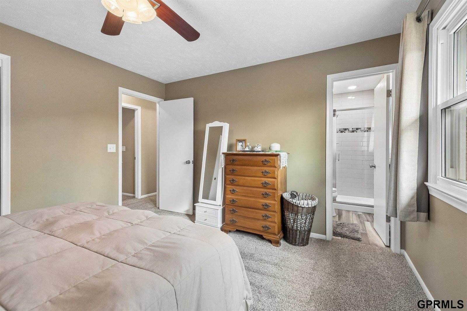 1811 South 139Th Street, Omaha, NE 68144
