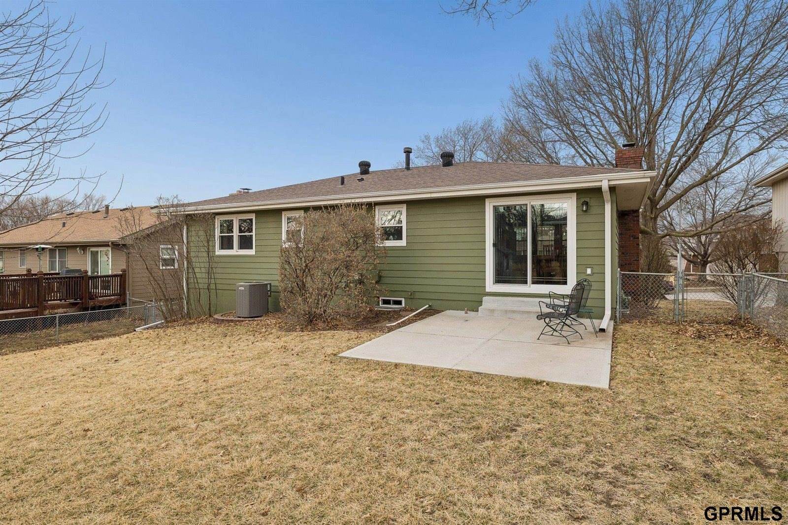1811 South 139Th Street, Omaha, NE 68144