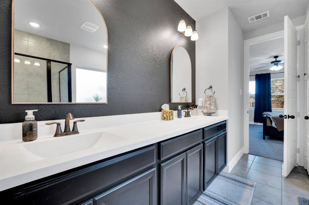 7412 Winterbloom Way, Fort Worth, TX 76123