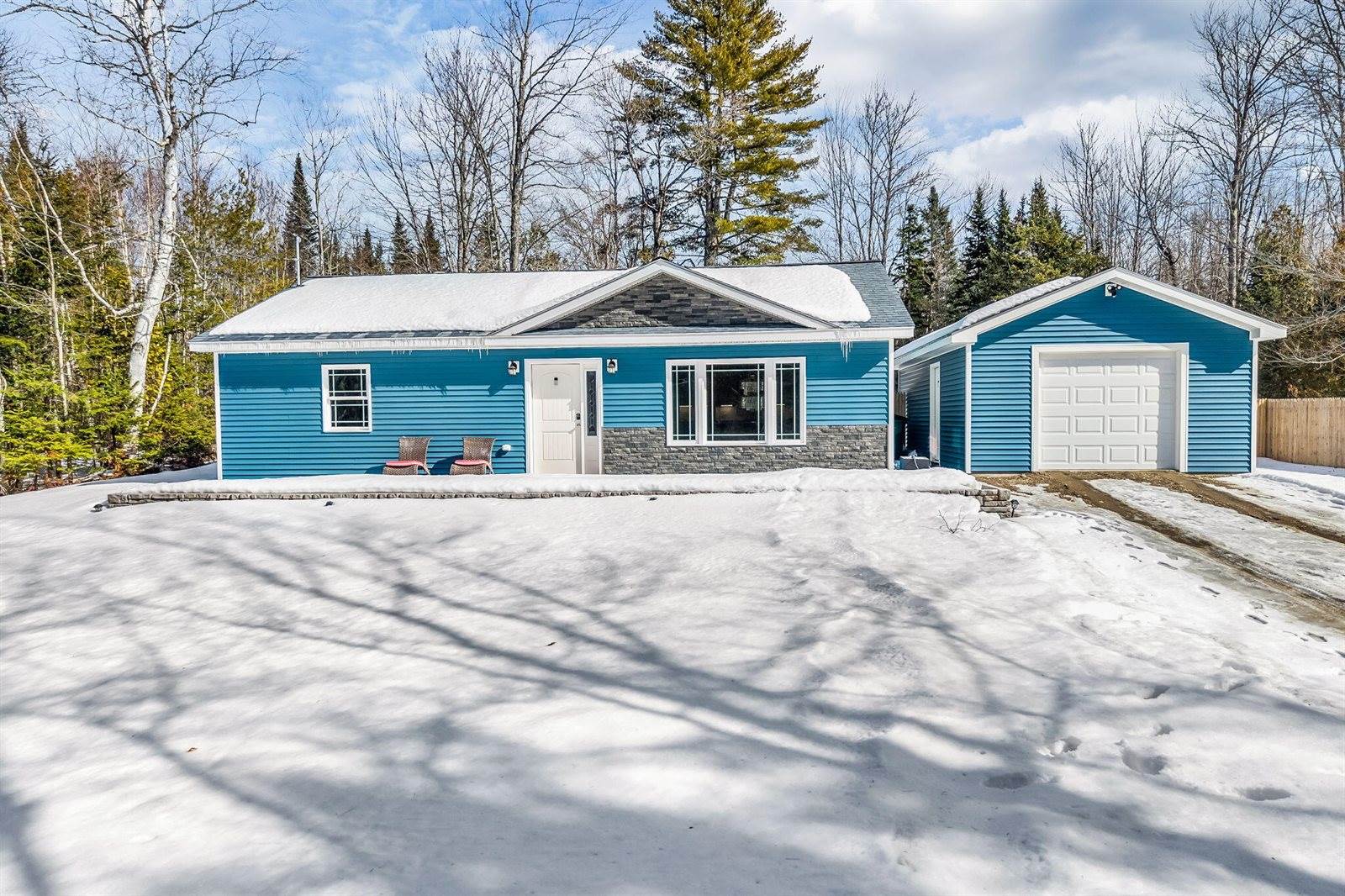 542 Main Road, Charleston, ME 04422