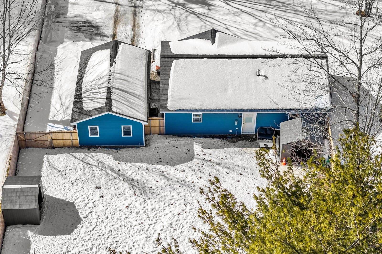 542 Main Road, Charleston, ME 04422