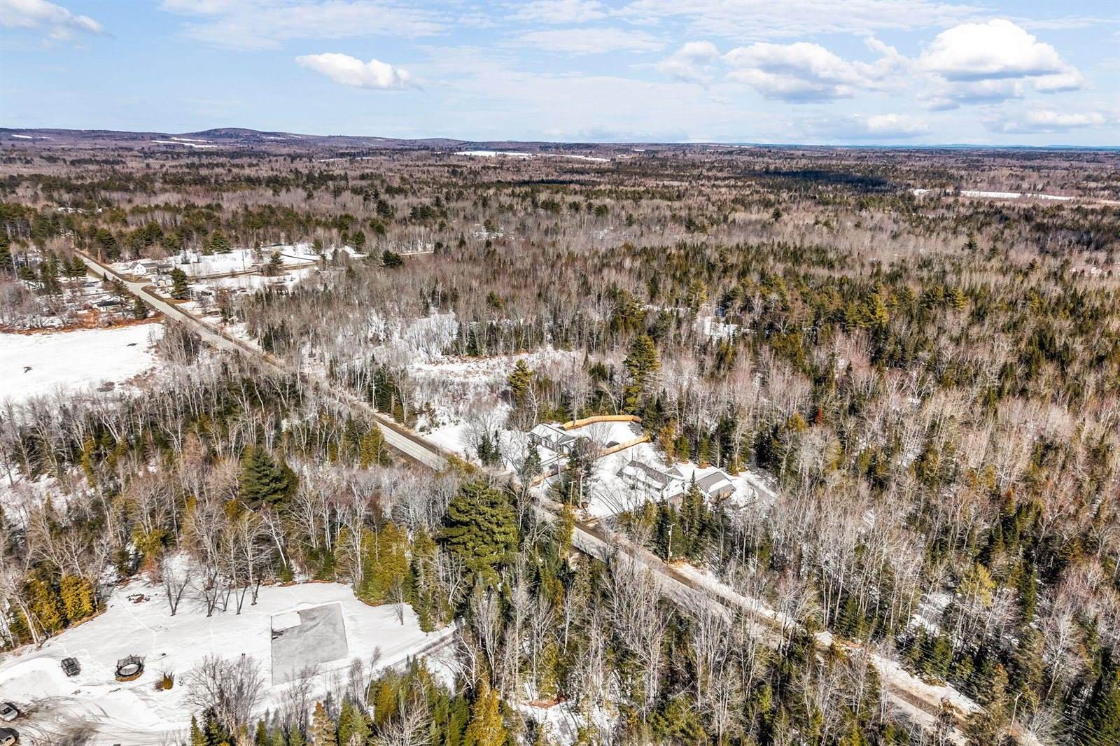 542 Main Road, Charleston, ME 04422