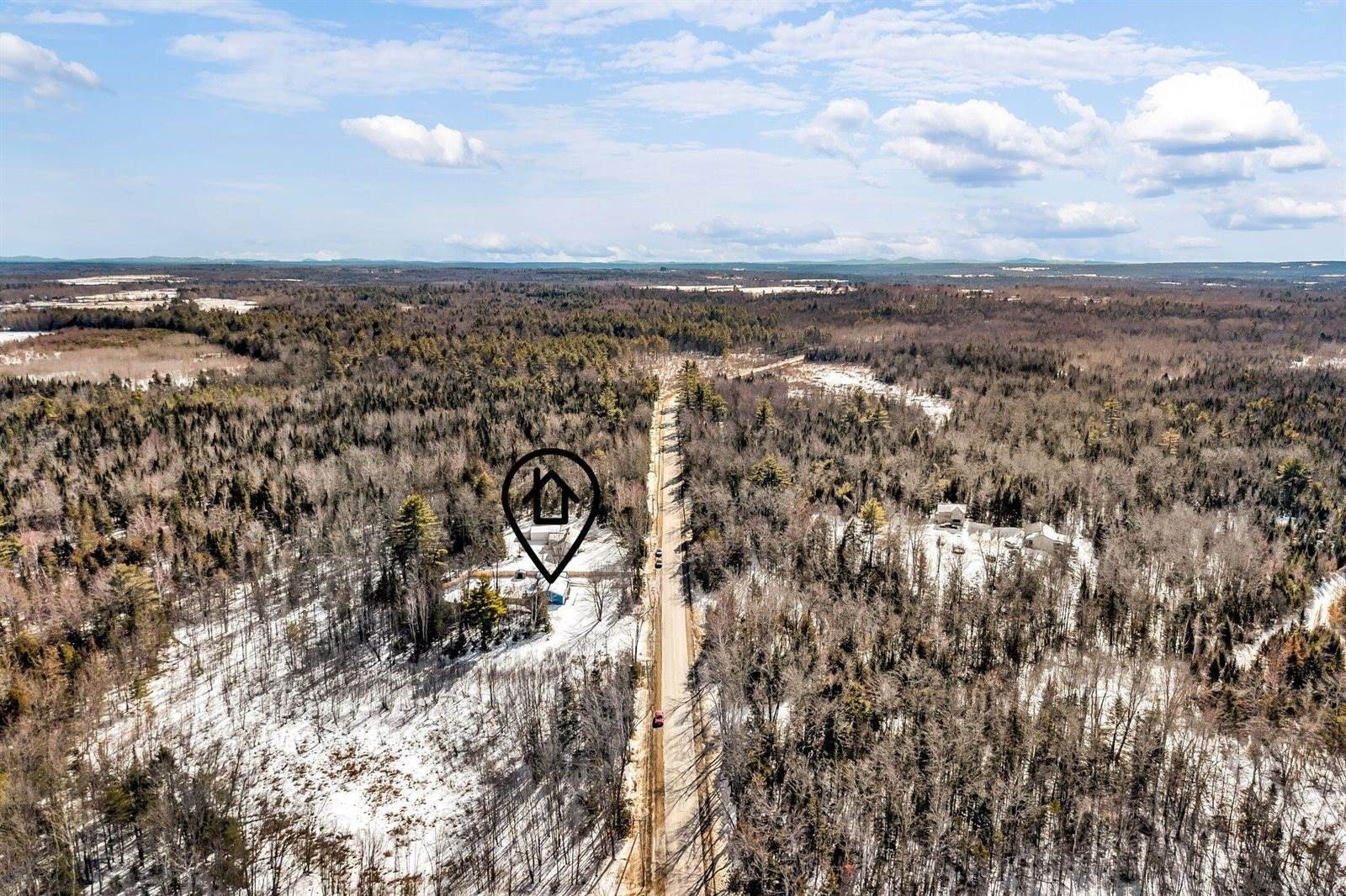 542 Main Road, Charleston, ME 04422