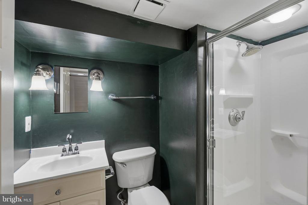 102 Burnett Street, Baltimore, MD 21230