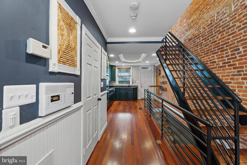 102 Burnett Street, Baltimore, MD 21230