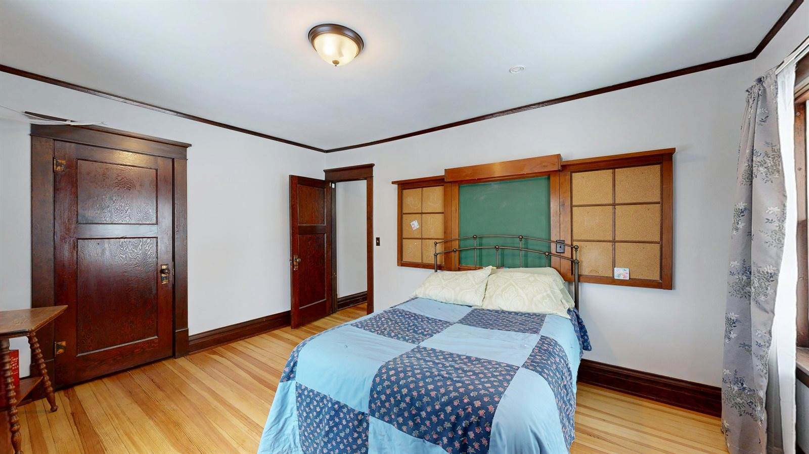 106 Oak St, Westby, WI 54667