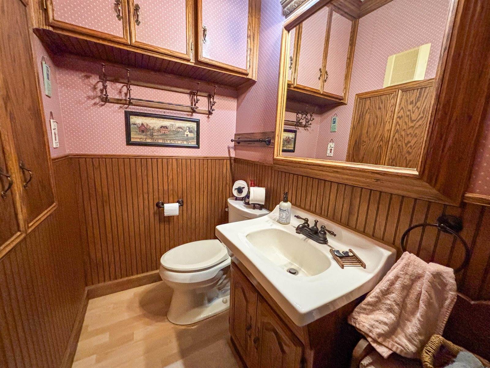 106 Oak St, Westby, WI 54667