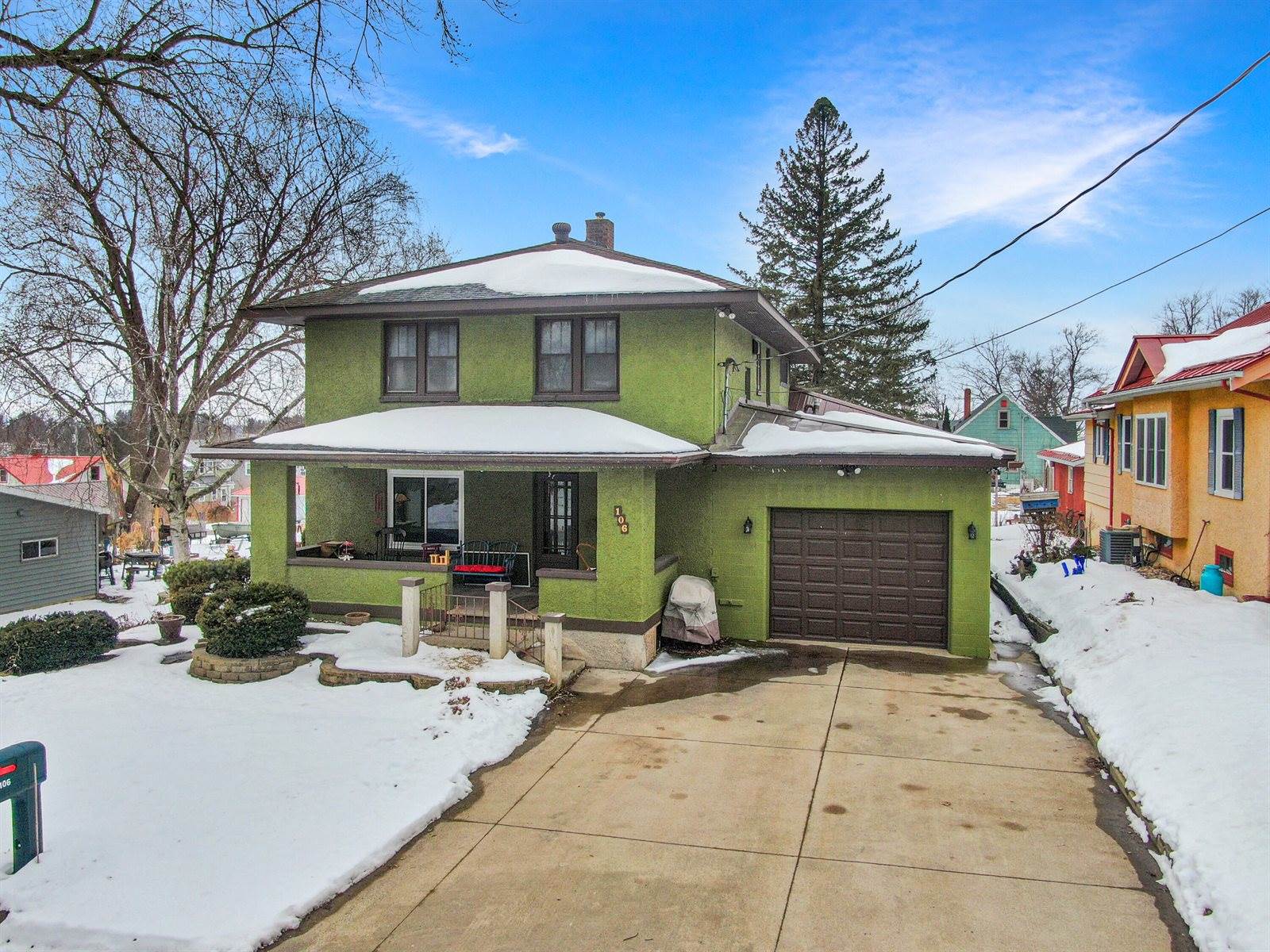 106 Oak St, Westby, WI 54667