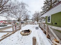 106 Oak St, Westby, WI 54667