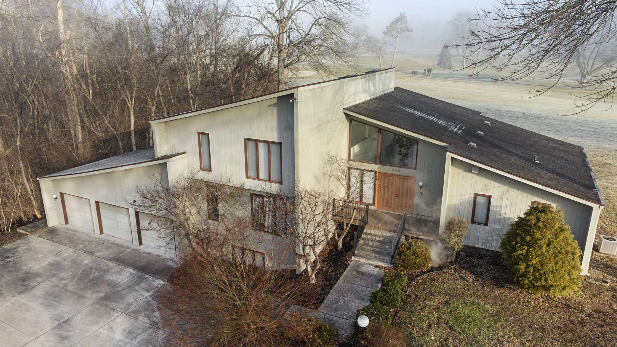 608 Putter Point, Terre Haute, IN 47802