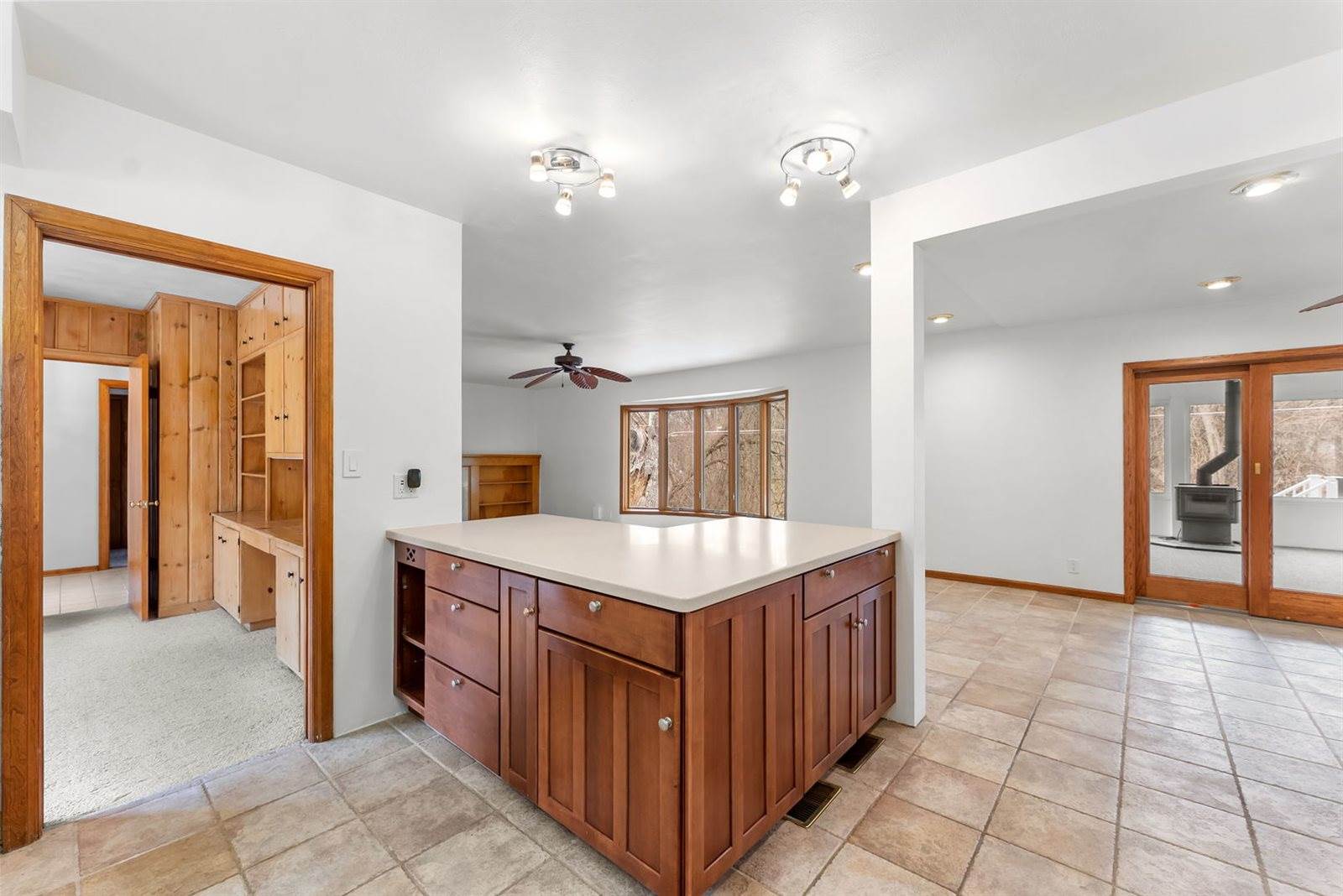 2519 29th Avenue Court, Moline, IL 61265