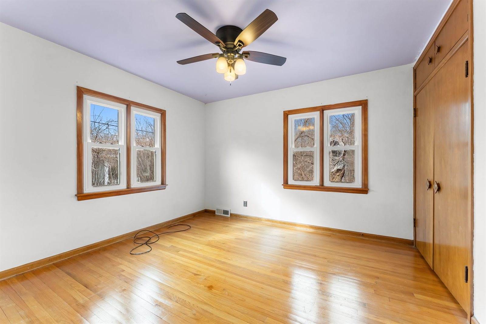 2519 29th Avenue Court, Moline, IL 61265