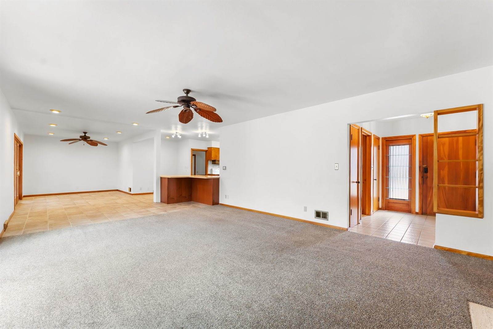 2519 29th Avenue Court, Moline, IL 61265