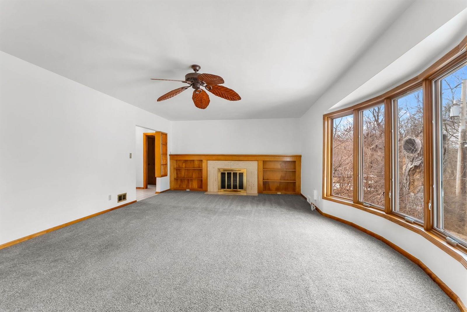 2519 29th Avenue Court, Moline, IL 61265