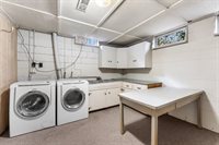 2519 29th Avenue Court, Moline, IL 61265