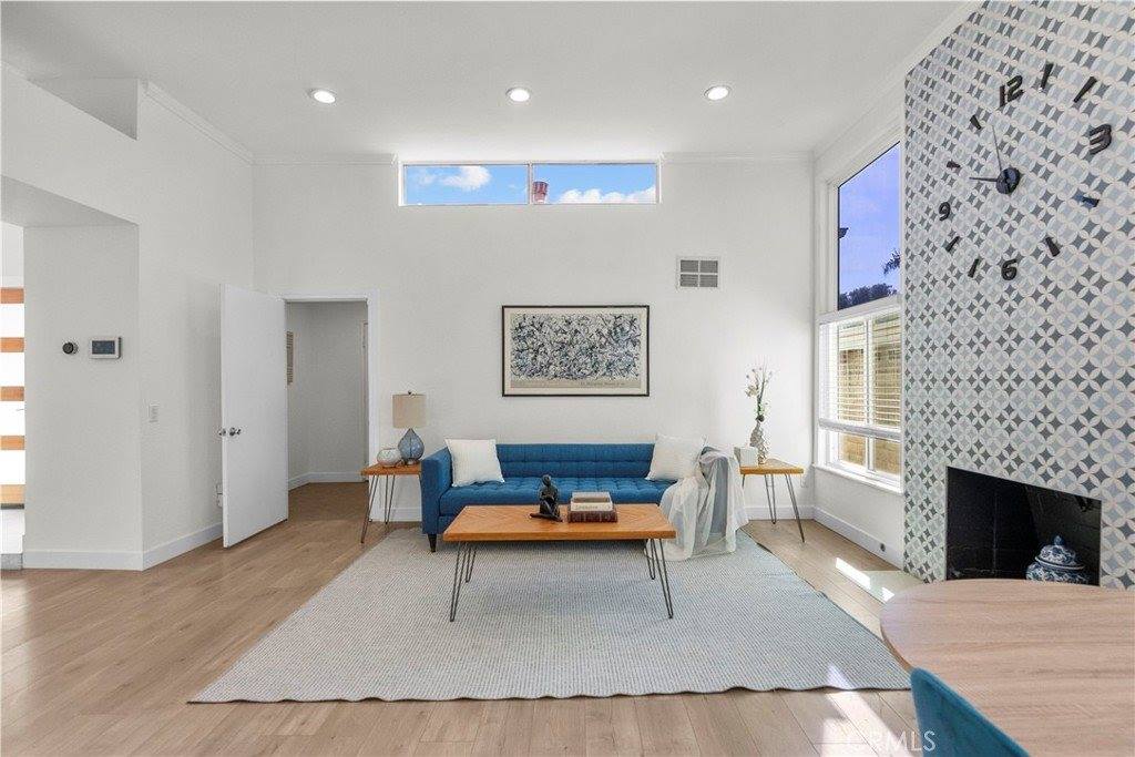 9549 Gladbeck, Northridge, CA 91324