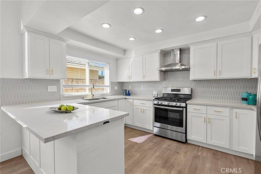 9549 Gladbeck, Northridge, CA 91324