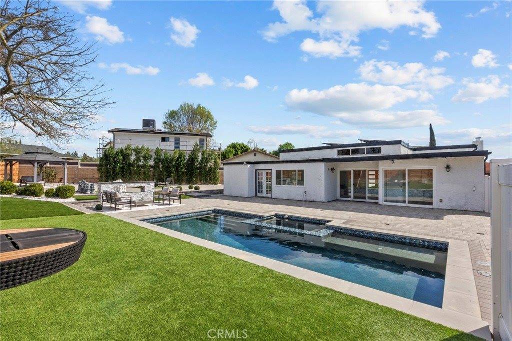 9549 Gladbeck, Northridge, CA 91324