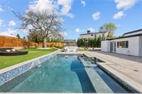 9549 Gladbeck, Northridge, CA 91324