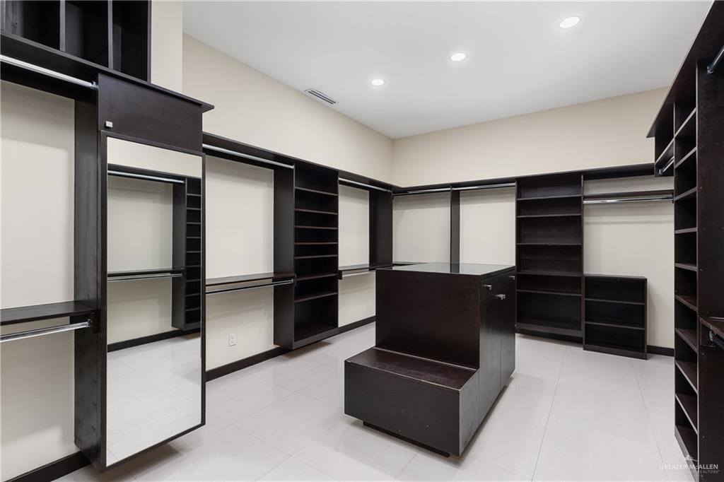 2706 Cassandra Street, Mission, TX 78572