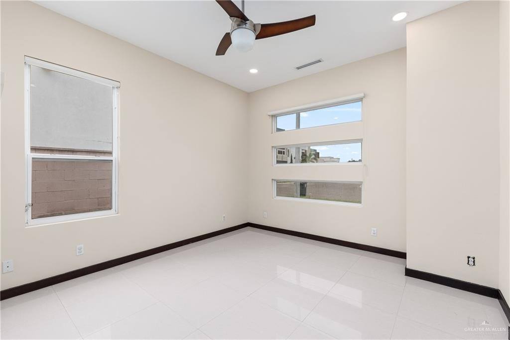 2706 Cassandra Street, Mission, TX 78572