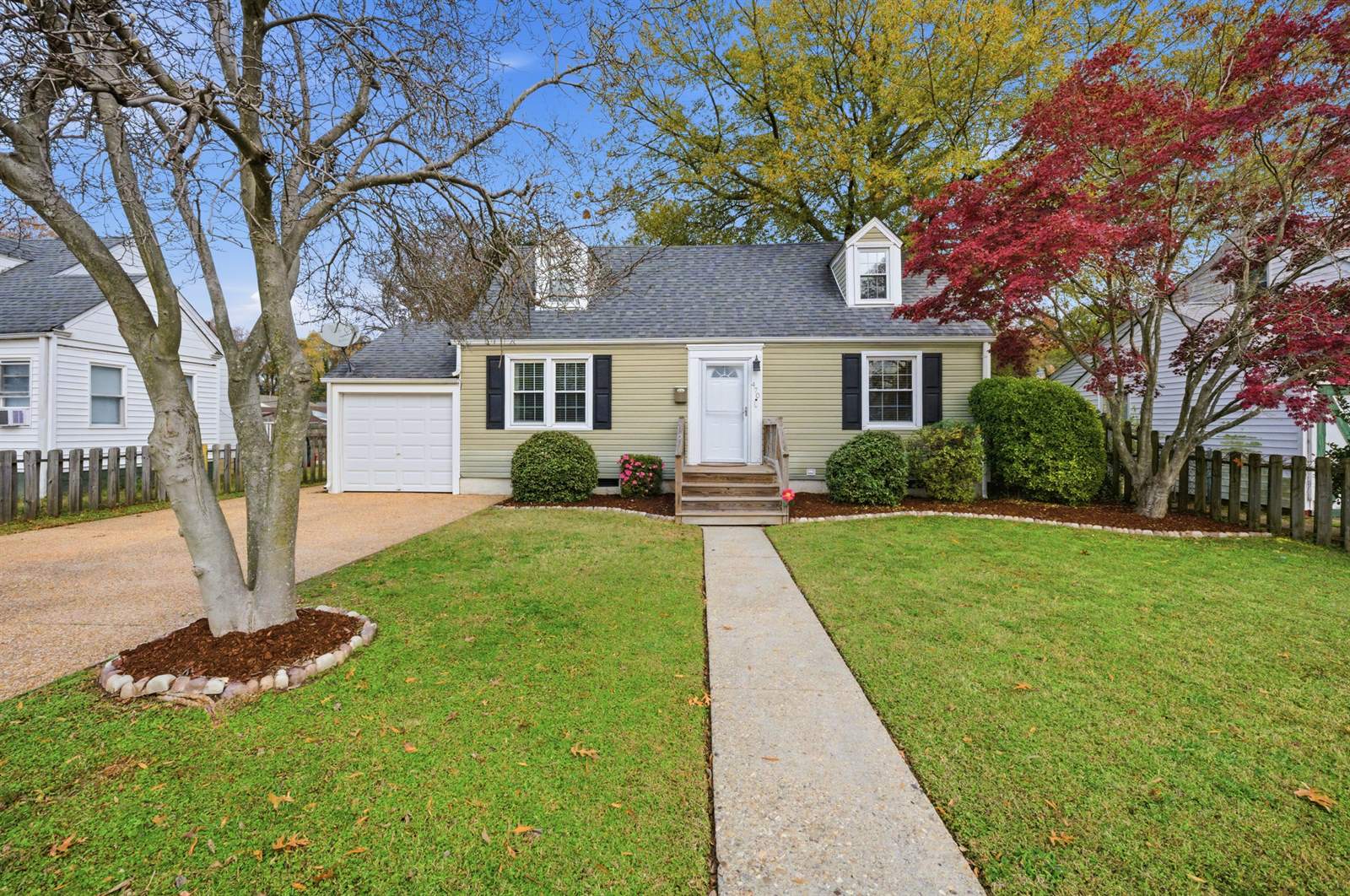 470 Algonquin Rd, Hampton, VA 23661