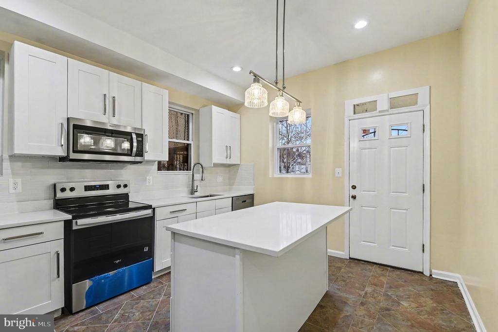 829 East Chase Street, Baltimore, MD 21202