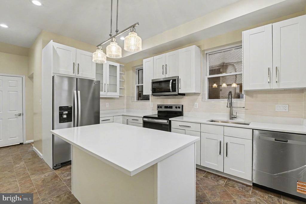 829 East Chase Street, Baltimore, MD 21202