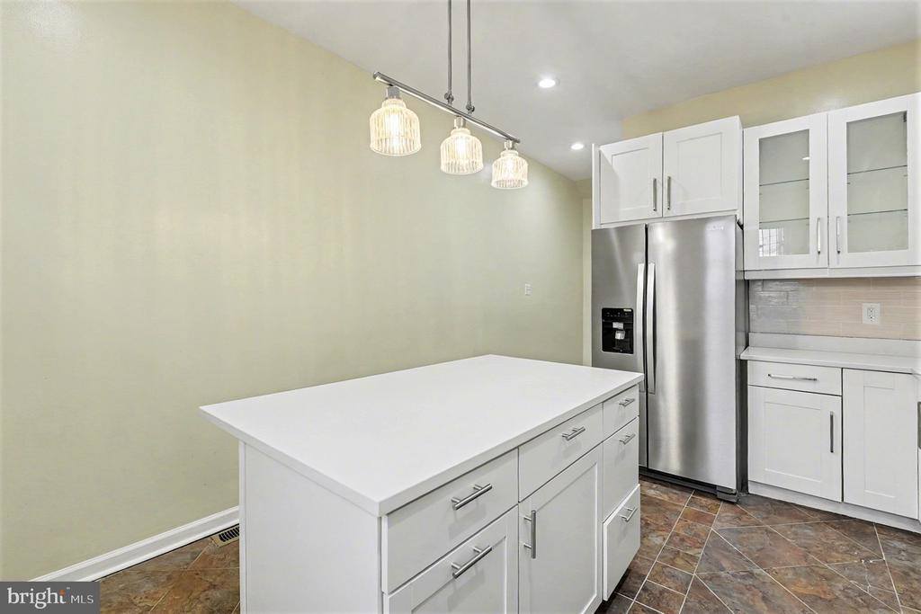 829 East Chase Street, Baltimore, MD 21202