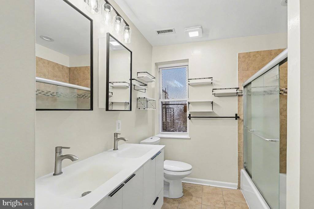 829 East Chase Street, Baltimore, MD 21202