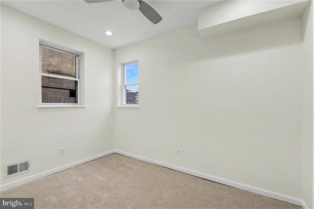 829 East Chase Street, Baltimore, MD 21202