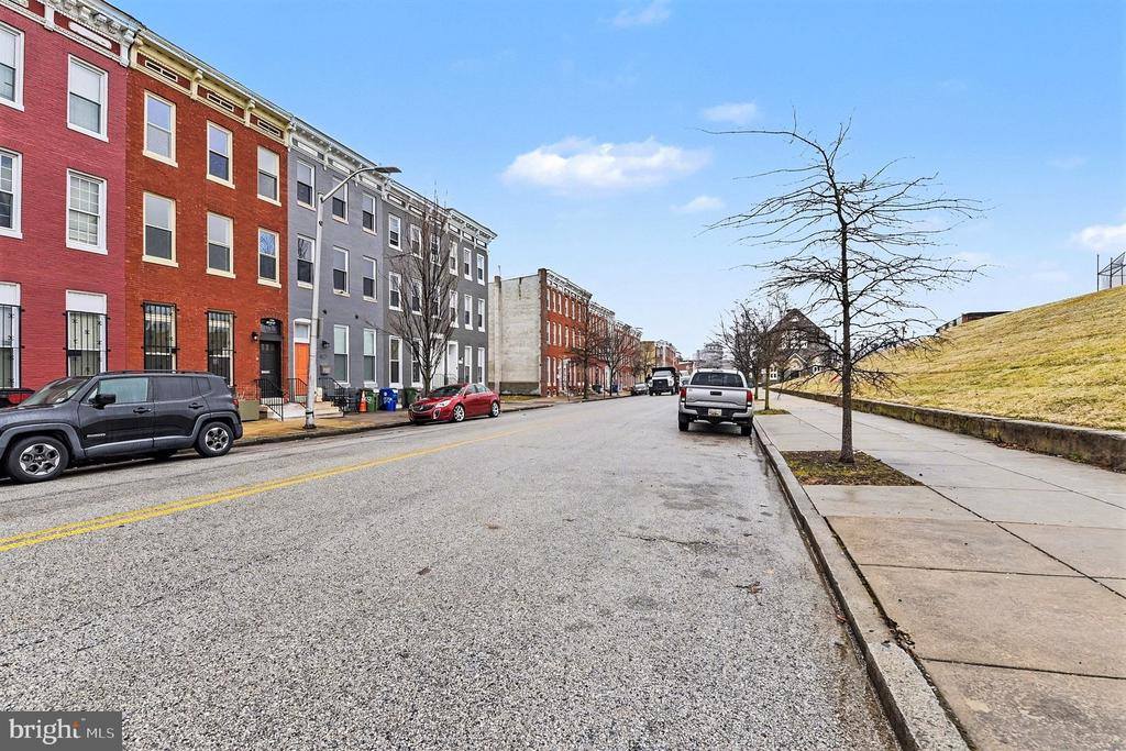 829 East Chase Street, Baltimore, MD 21202