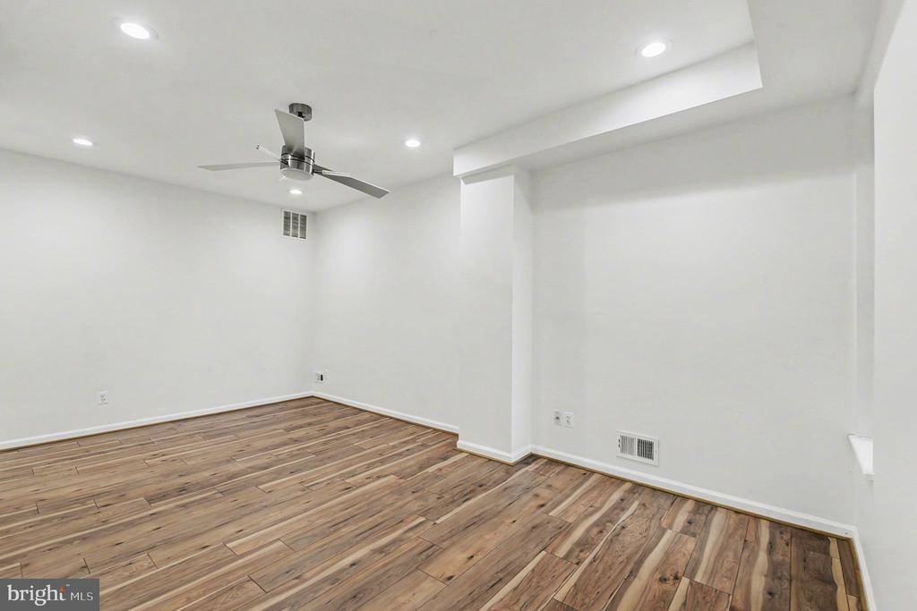 829 East Chase Street, Baltimore, MD 21202