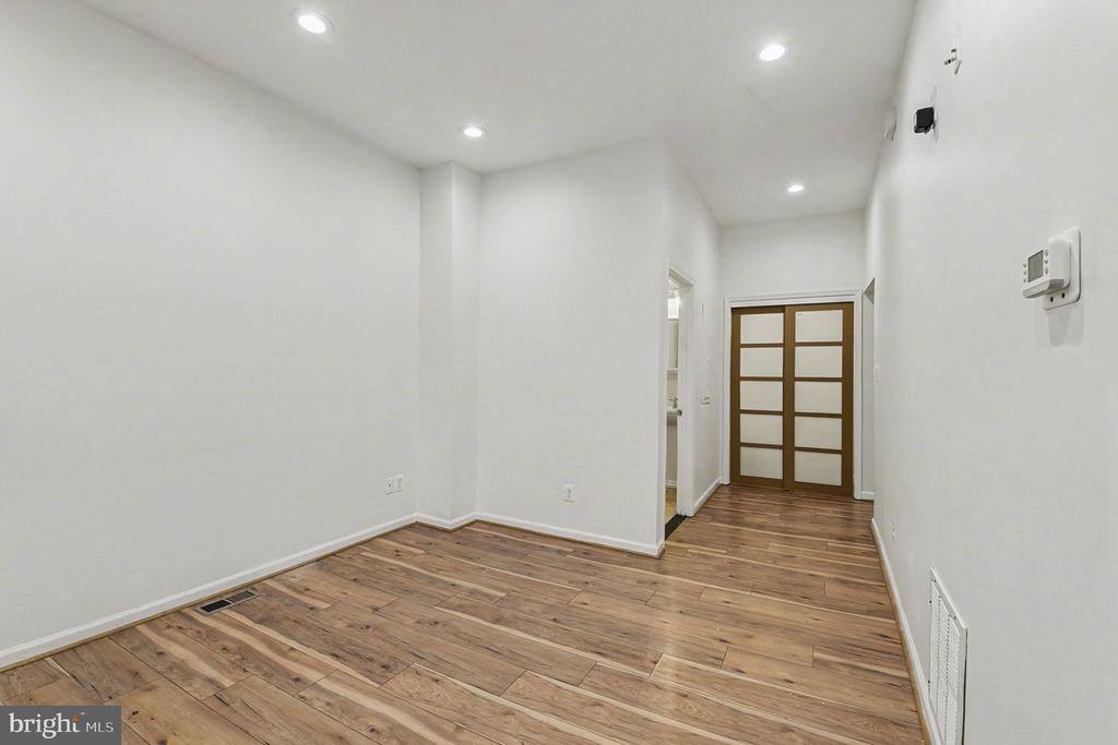 829 East Chase Street, Baltimore, MD 21202