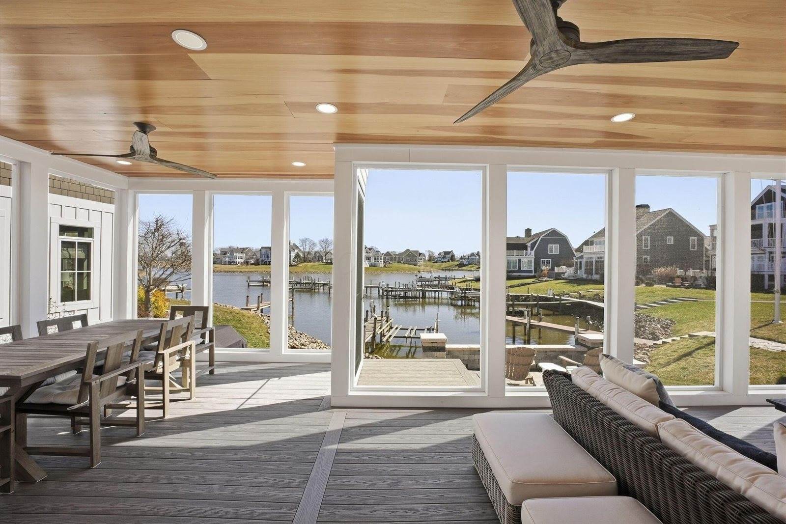 15190 Shoreline Drive, Thornville, OH 43076