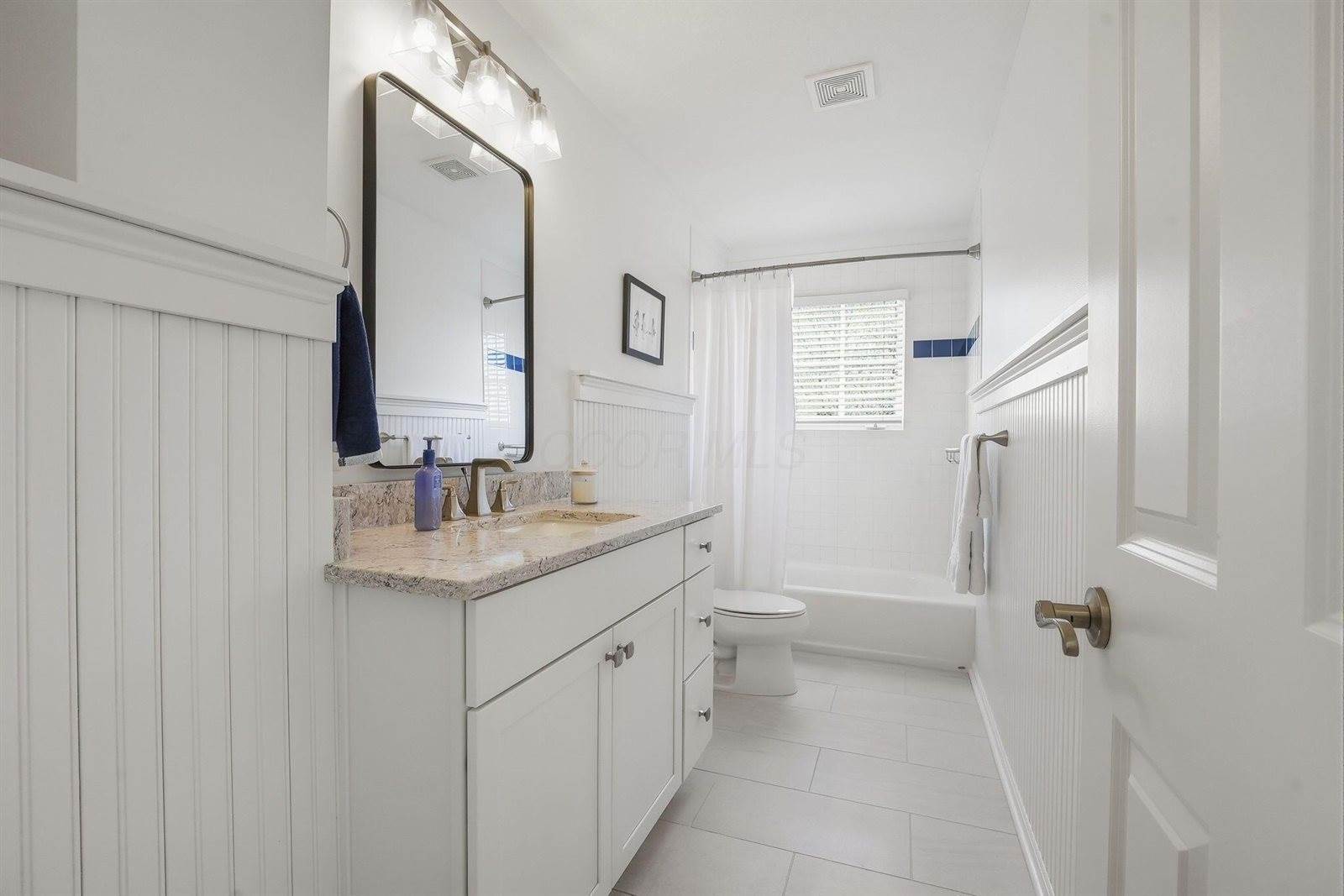 15190 Shoreline Drive, Thornville, OH 43076