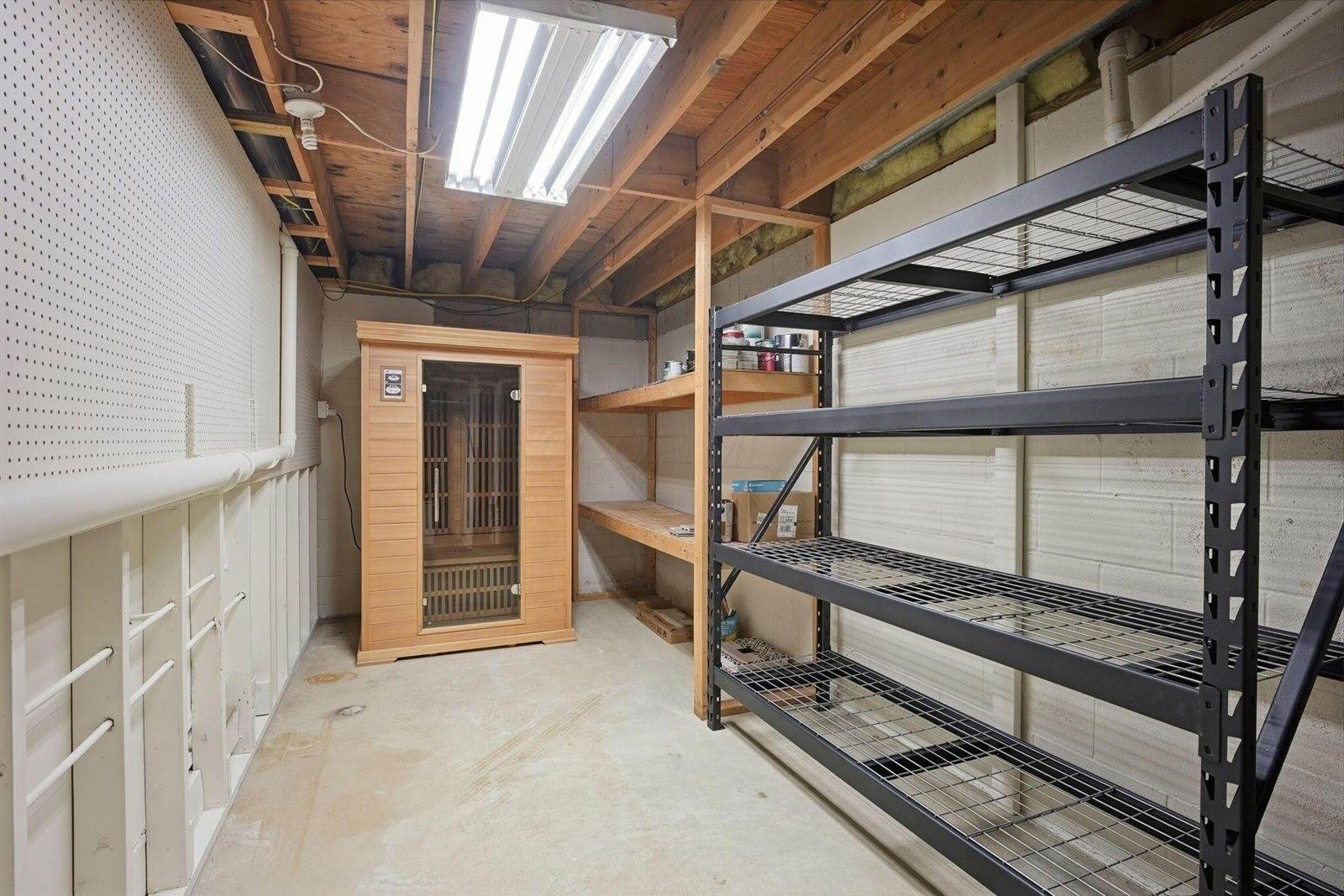 15190 Shoreline Drive, Thornville, OH 43076