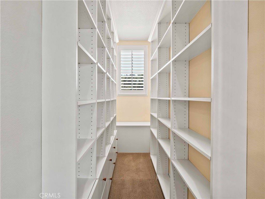 25679 Smoketree, Valencia, CA 91381