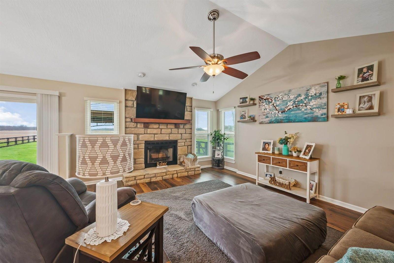 2216 State Route 229, Ashley, OH 43003