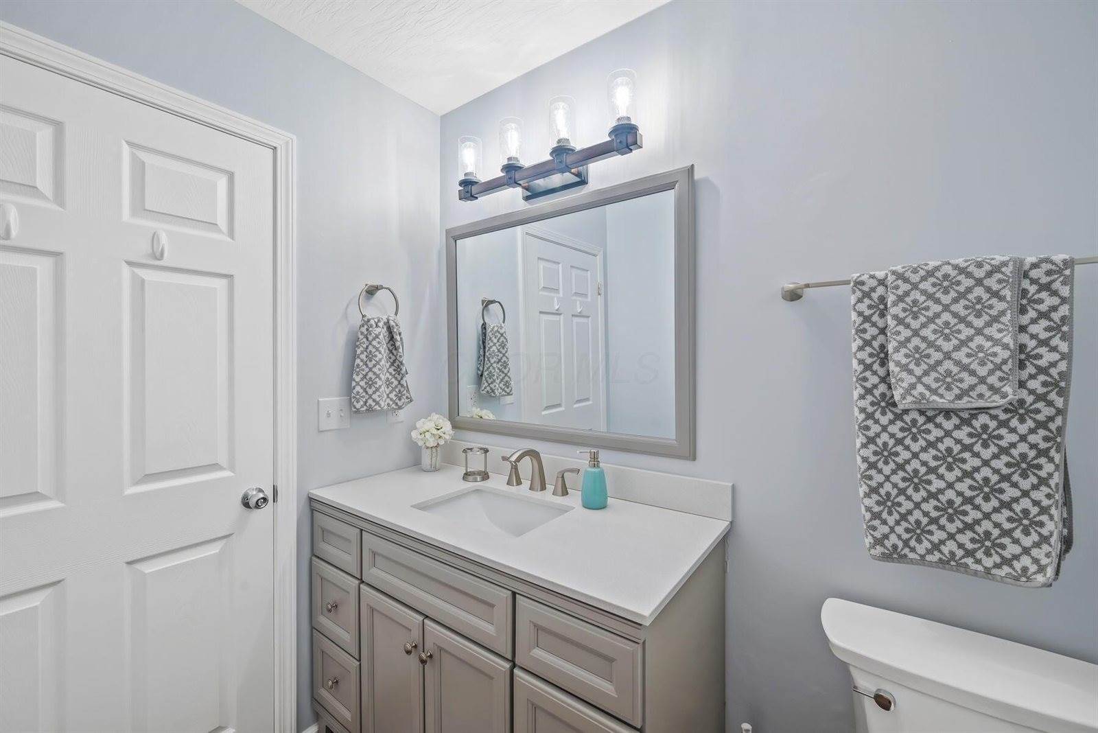 2216 State Route 229, Ashley, OH 43003