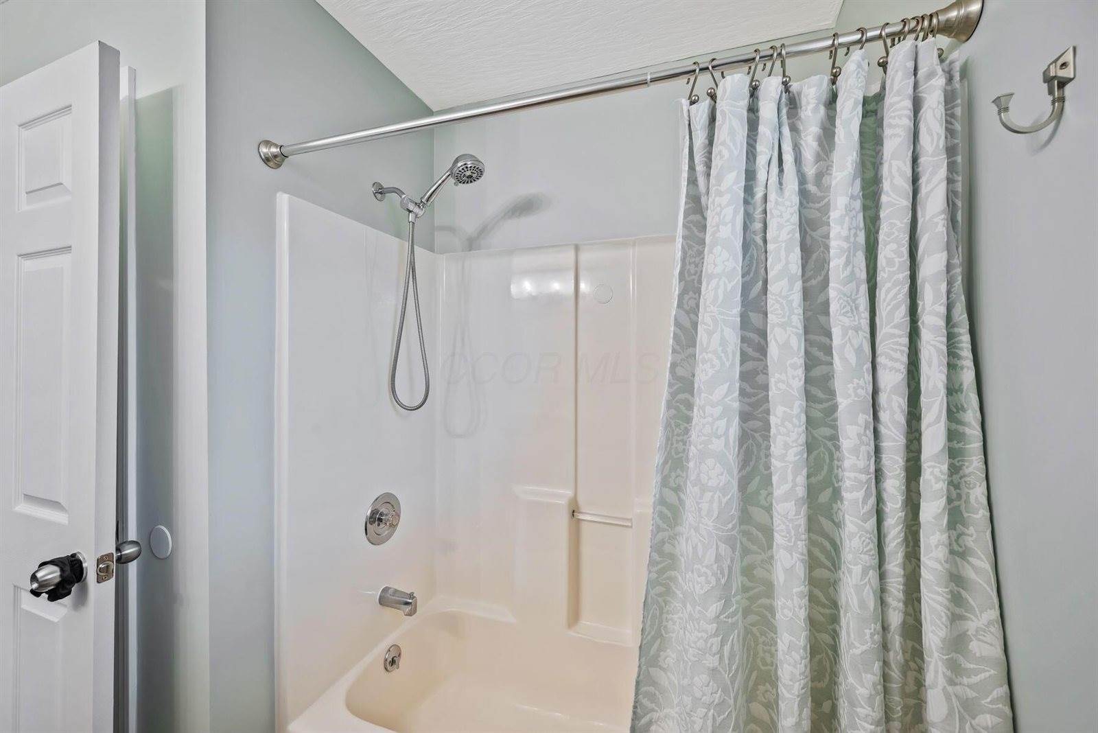 2216 State Route 229, Ashley, OH 43003