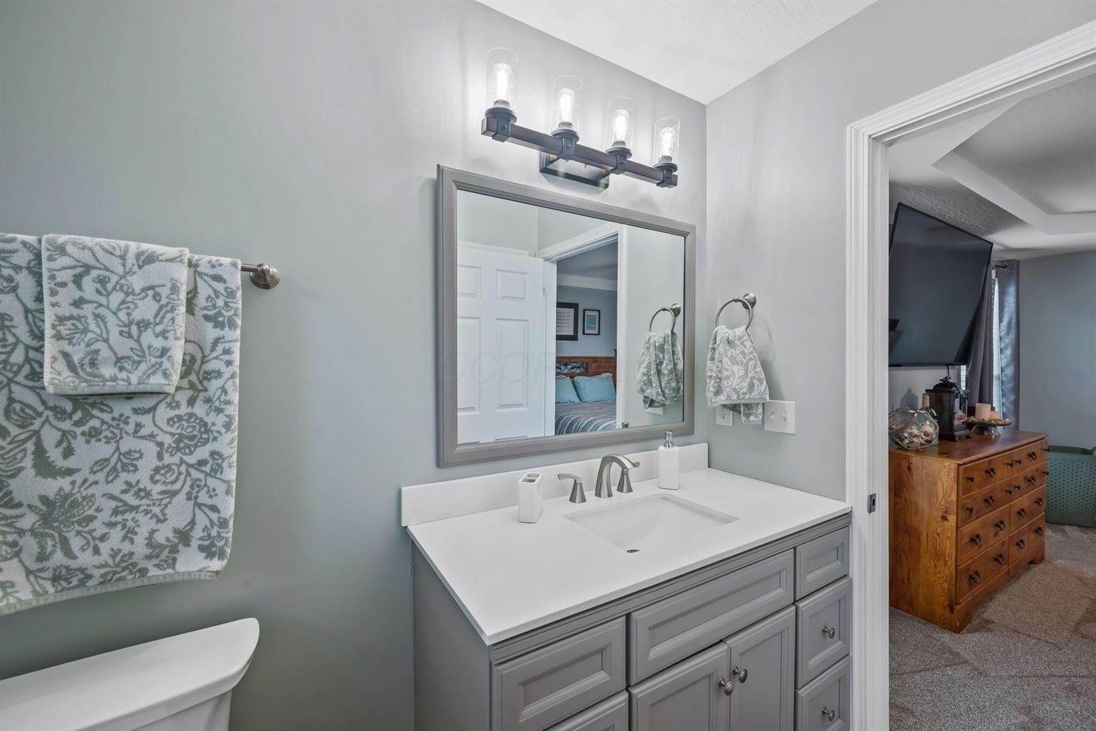 2216 State Route 229, Ashley, OH 43003