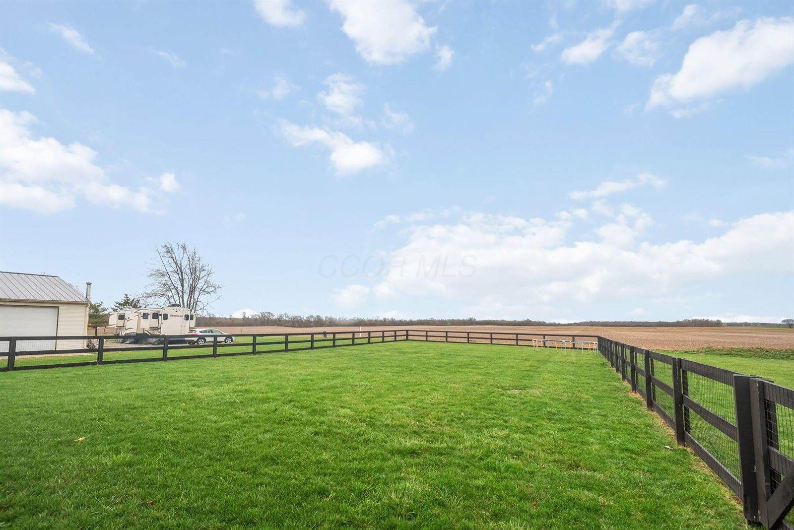 2216 State Route 229, Ashley, OH 43003