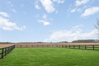 2216 State Route 229, Ashley, OH 43003