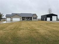 2216 State Route 229, Ashley, OH 43003