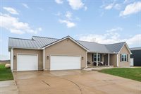 2216 State Route 229, Ashley, OH 43003