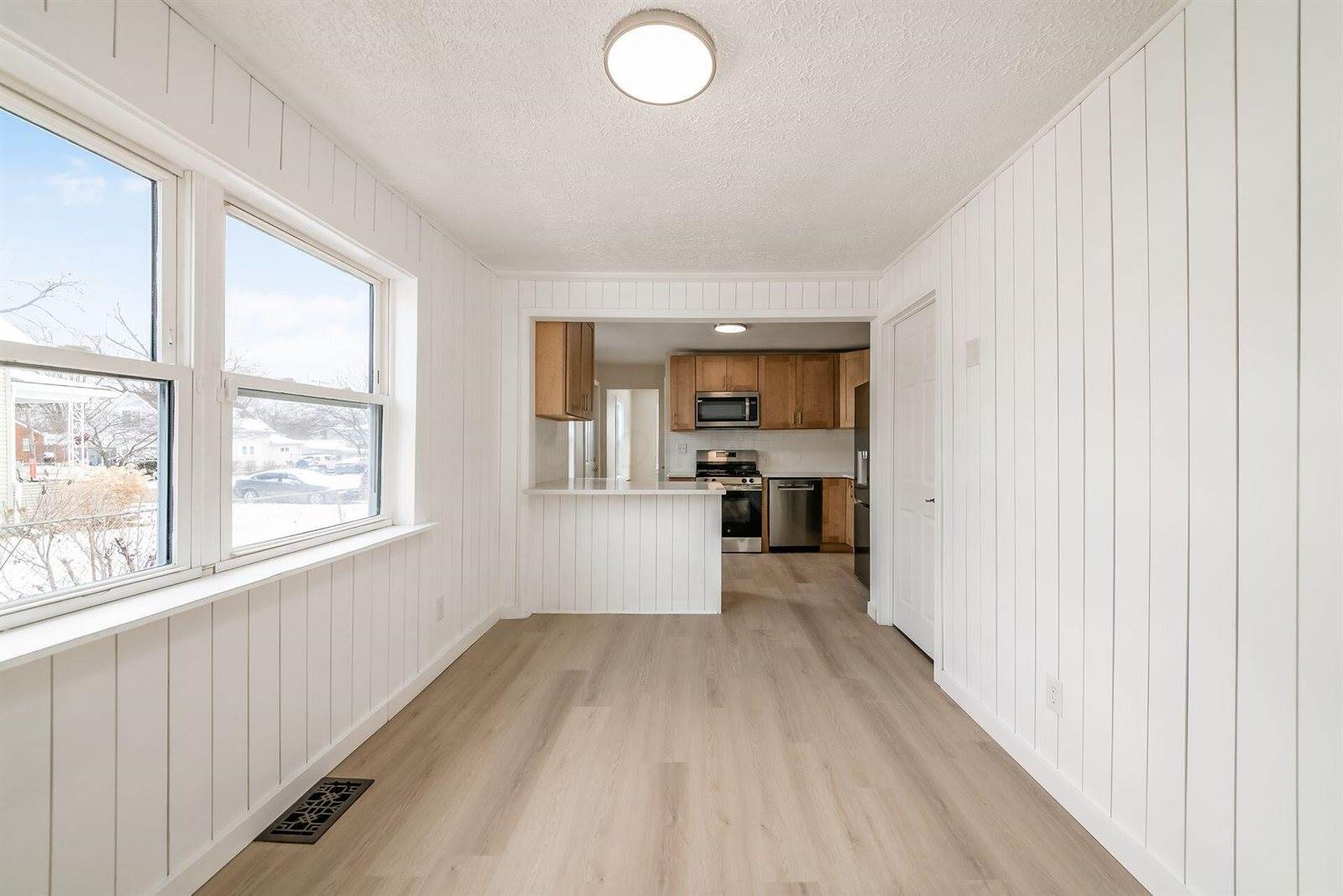 2182 Homewood Avenue, Columbus, OH 43223