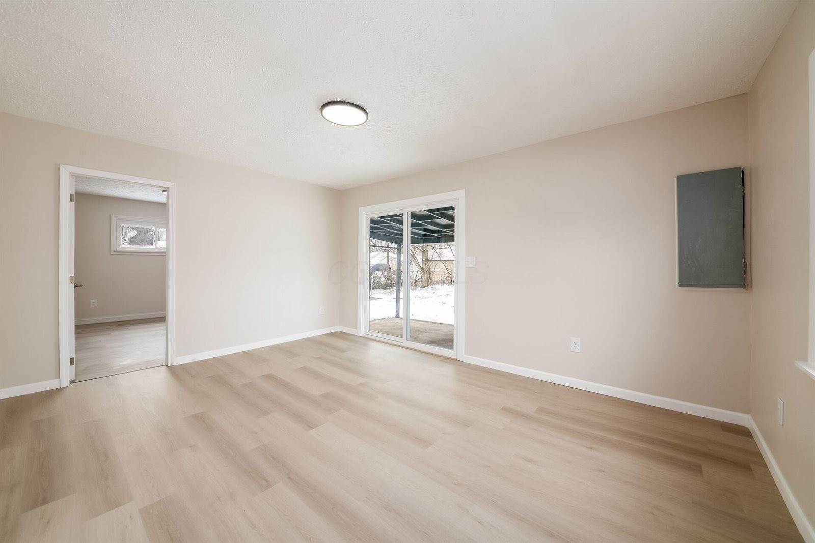 2182 Homewood Avenue, Columbus, OH 43223